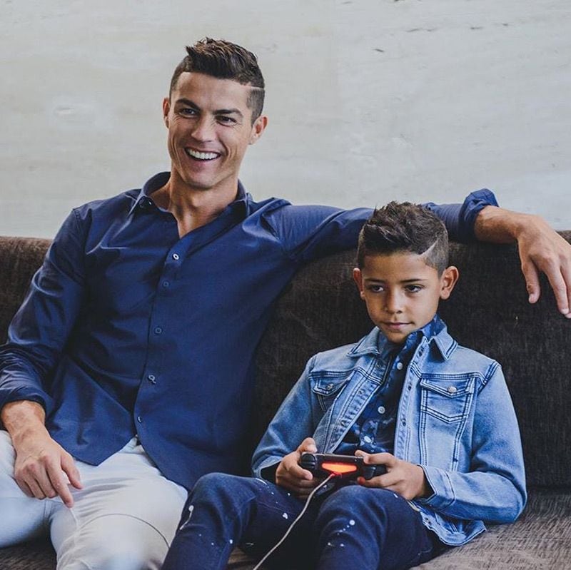 Moda Nuevo Look Corte De Pelo De Cr7 2019 Moda Nuevo Look Corte De Pelo De Cr7 2019