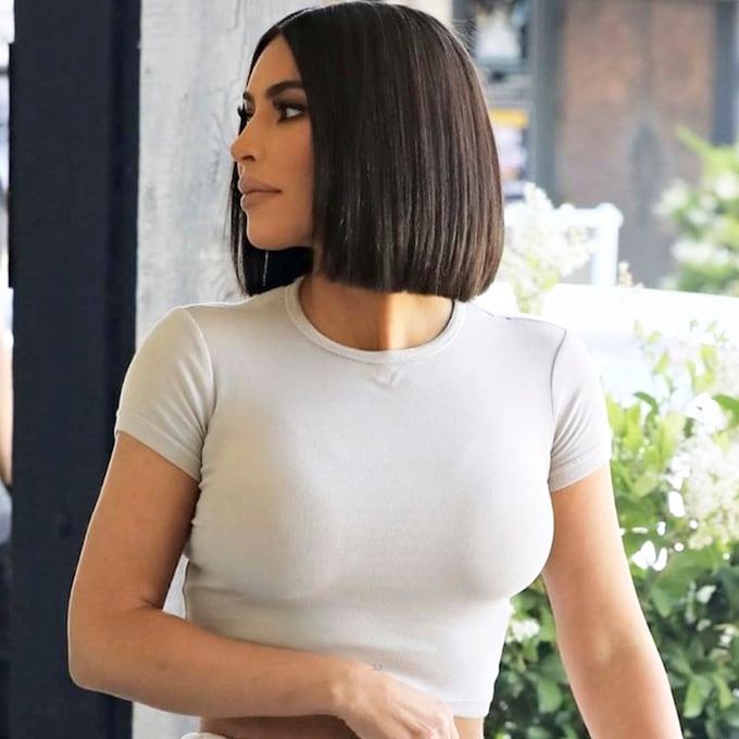 Kim Kardashian estrena el tono de pelo que las morenas estaban esperando