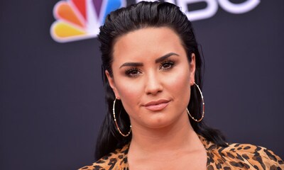 Demi Lovato cambia de look y se deja seducir por los tonos fantasía
