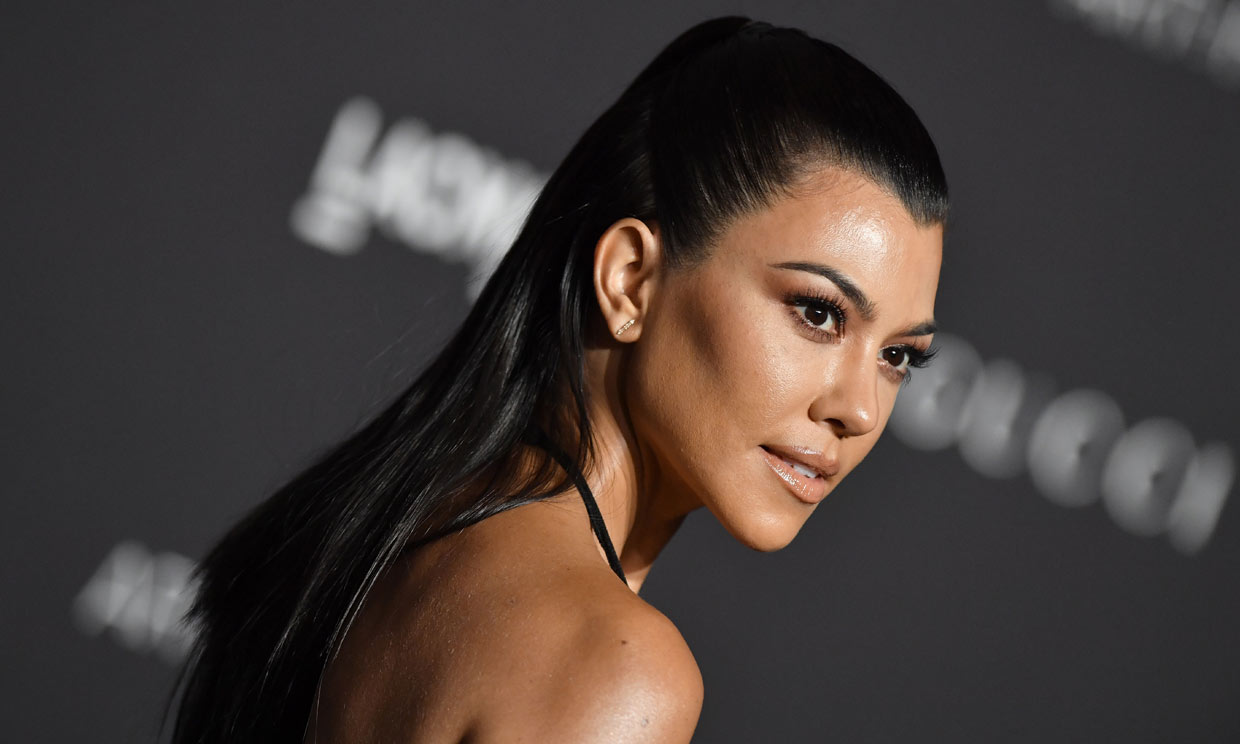 Kourtney Kardashian sorprende a sus fans con un radical cambio de look