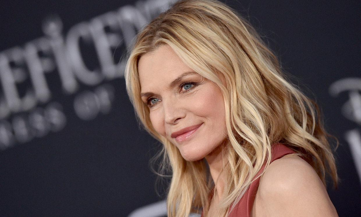 Prolongar la juventud o el secreto de Michelle Pfeiffer a los 61 años