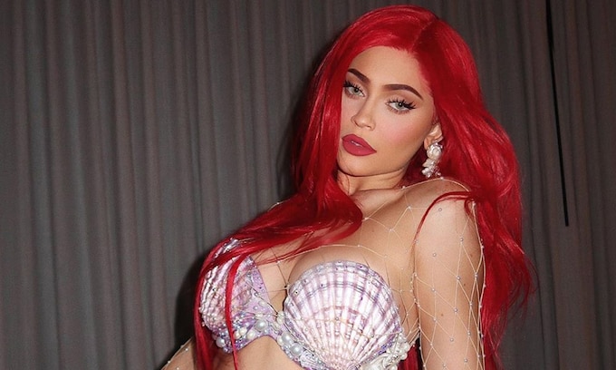 Kylie Jenner se convierte en la versión más sexy de La Sirenita