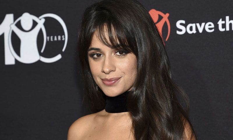 Camila Cabello cambia de look y se transforma en Marilyn Monroe