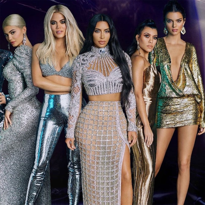 Kim Kardashian publica una foto antigua con todas sus hermanas, ¿las reconoces?