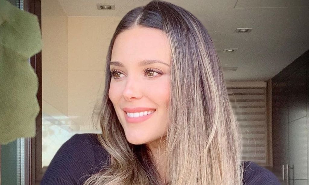 El espectacular posado en bikini de Lorena Gómez dos meses después de ser mamá