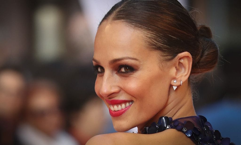 ¿Peluca o cambio de look extremo? Eva González mantiene en vilo a sus fans