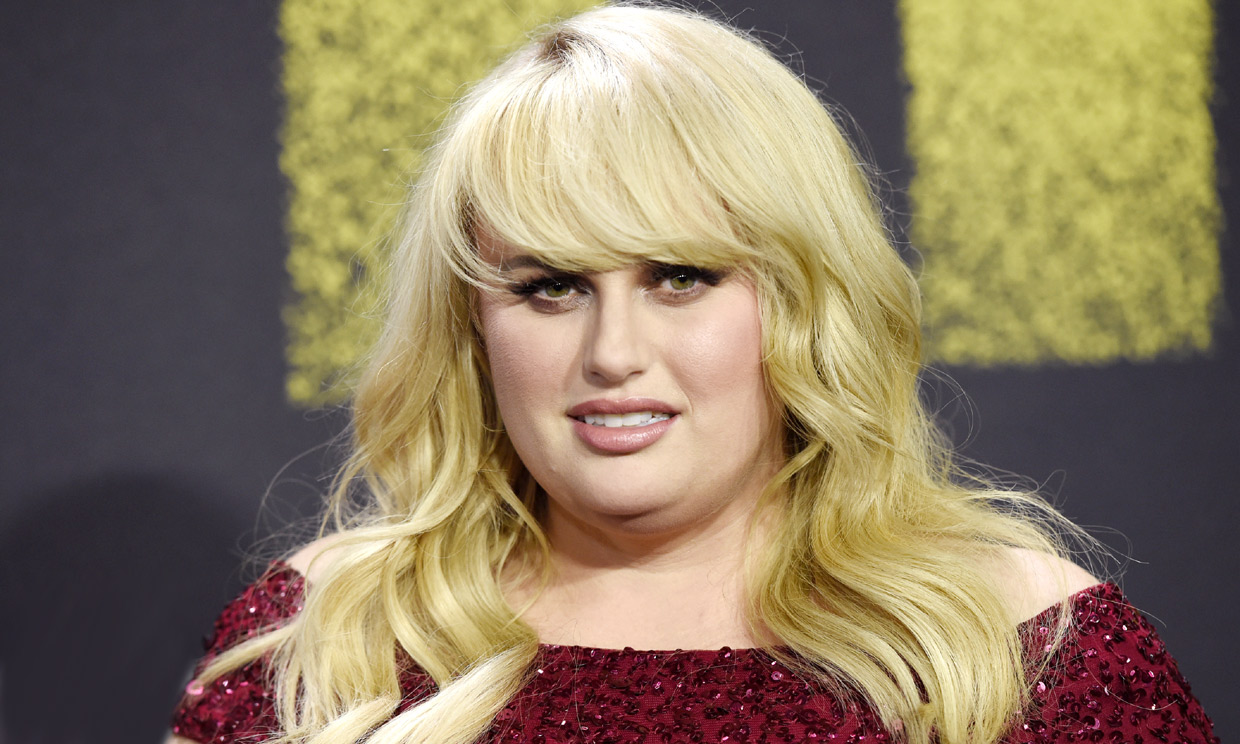 Tras perder 30 kilos, Rebel Wilson comparte su entrenamiento 'alto secreto'