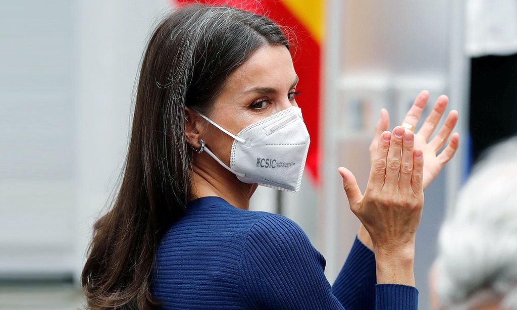 Cómo cuidar tus uñas si, como la reina Letizia, nunca te las pintas