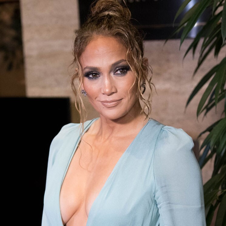 ¡Son iguales! Jennifer Lopez felicita a su padre y revela lo mucho que se parecen