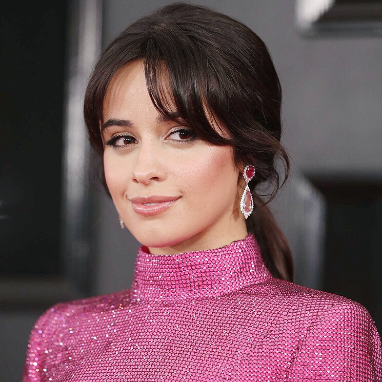 Camila Cabello da la bienvenida a su soltería con un radical cambio de look