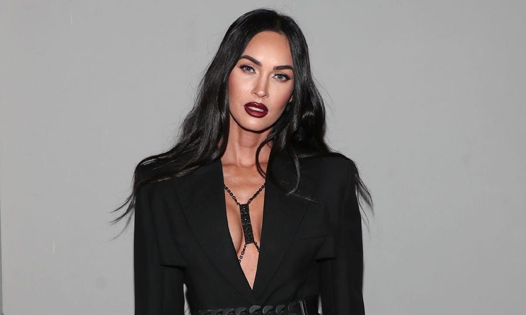 Megan Fox sorprende con tres looks rompedores en Milán tras su pedida de mano viral