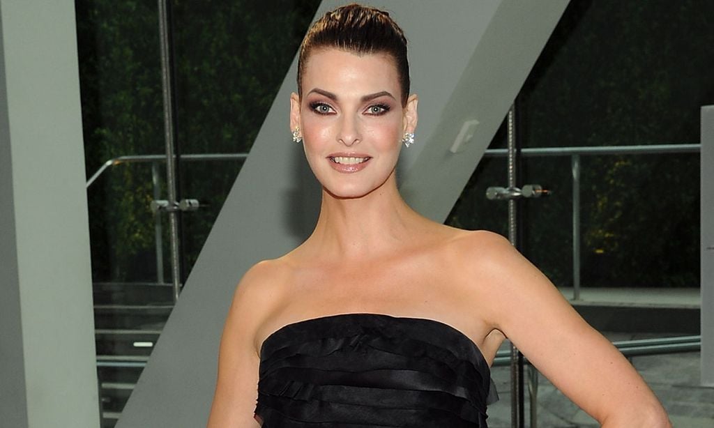 Linda Evangelista pasa página tras el tratamiento estético que desfiguró su rostro