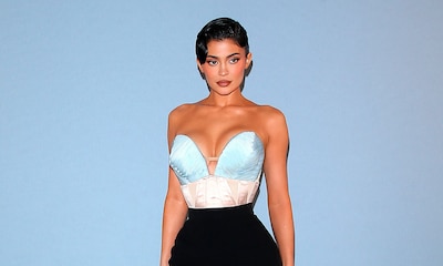 Kylie Jenner, Rihanna... Todas las 'celebrities' se rinden al maquillaje invisible con 'efecto buena cara'