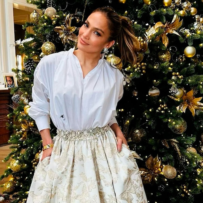 La 'clean girl' de Jennifer Lopez y otras coletas elegantes para estar perfecta estas fiestas