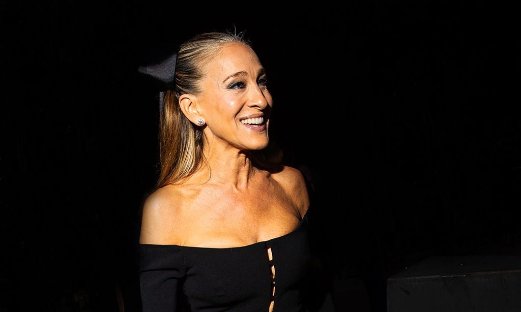 ¿Cómo llevar (bien) un lazo en el pelo? Sarah Jessica Parker desvela sus mejores trucos