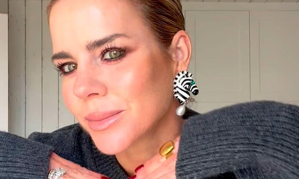 Amelia Bono desvela el paso a paso de su rutina de maquillaje para un look de día