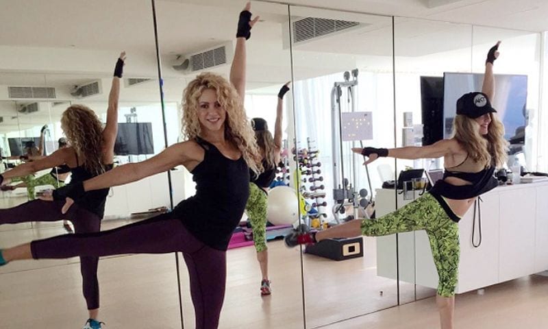 Shakira entrenadora personal