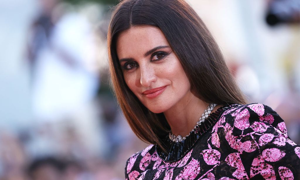 El doctor que trata a Penélope Cruz en Londres nos explica su nueva técnica natural con efecto 'lifting'