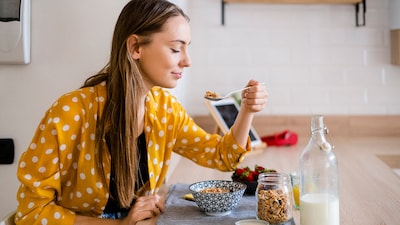 La importancia de desayunar bien (y sin nada de dulces) según los expertos