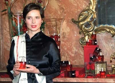 Isabella Rossellini presenta su último perfume