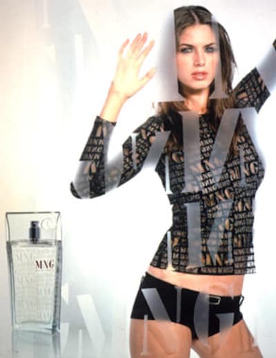 La modelo Nuria de la Fuente, nueva imagen de un perfume