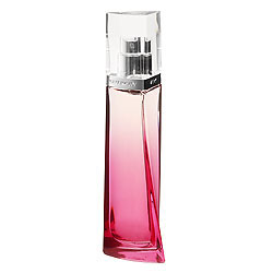 Liv Tyler revive el espíritu de Audrey Hepburn como imagen de un perfume