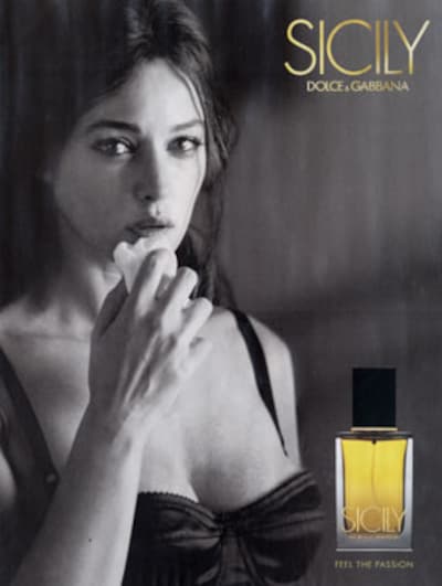 Mónica Bellucci, una sensual imagen para un nuevo perfume
