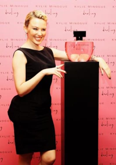 Kylie Minogue presenta su primer perfume