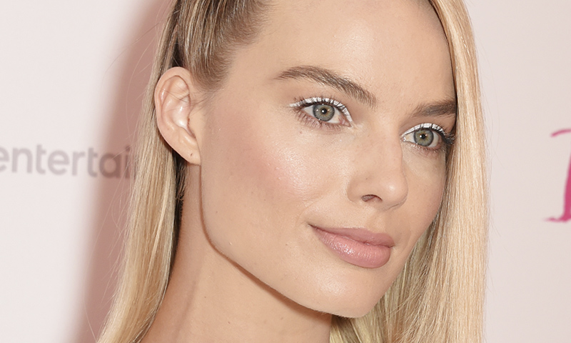 margot robbie ojos grandes