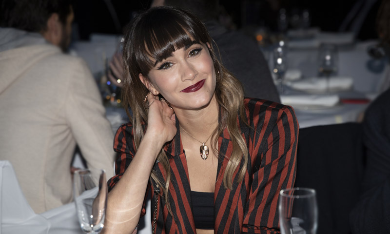 Hay vida más allá del labial rojo: Aitana propone la alternativa perfecta para Navidad