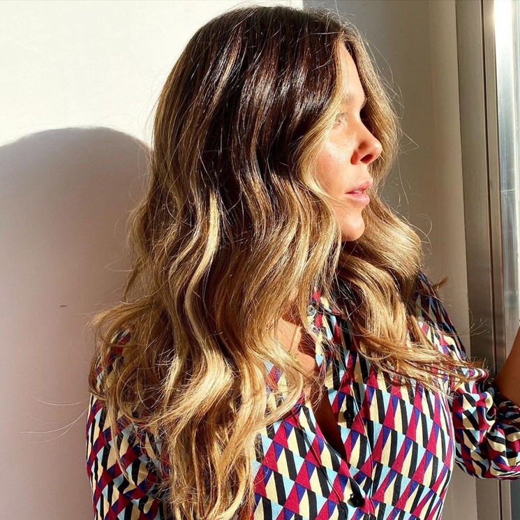 Lorena Gómez inspira las mechas para las castañas que siempre quisieron ser rubias