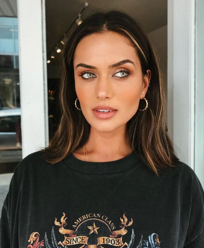 photo Morenas Rayitos Mechas Tendencias Color Cabello 2020 mechas en 2021 tendencias de moda para