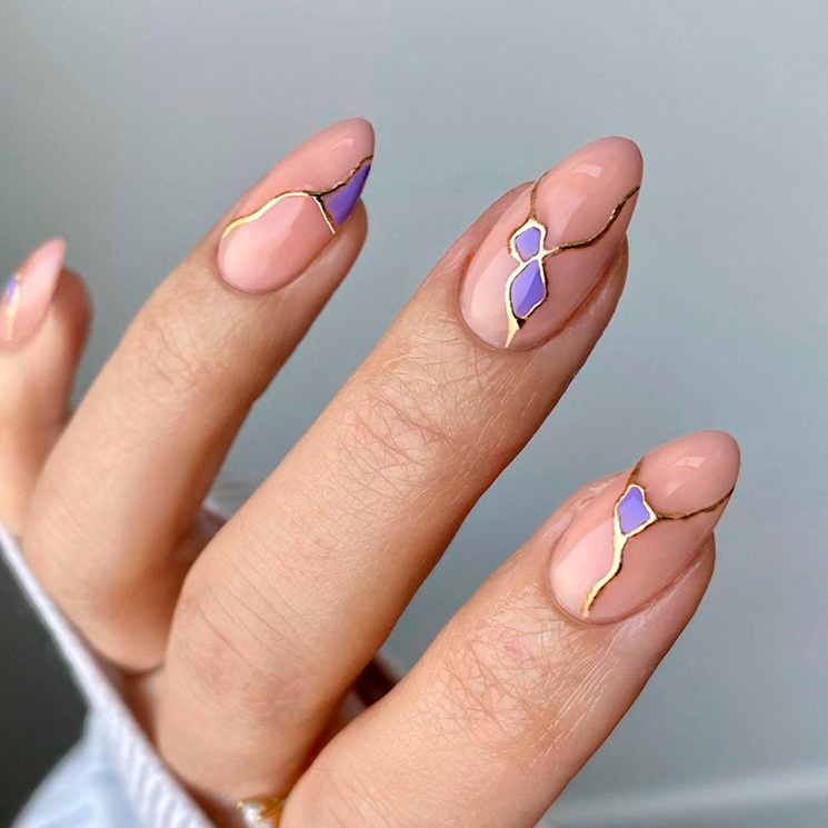 Manicura 'Kintsugi', la técnica de cerámica que cautiva a las amantes de los diseños elegantes