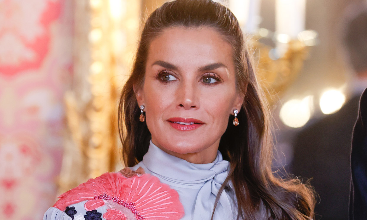 Así se consigue el maquillaje primaveral de la reina Letizia que sienta bien a cualquier edad