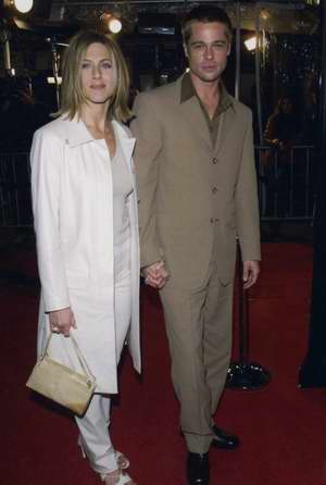 Brad Pitt y Jennifer Aniston desean ser padres