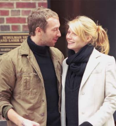 Gwyneth Paltrow y Chris Martin, cariñosas y simpáticas escenas al salir del ginecólogo en Nueva York