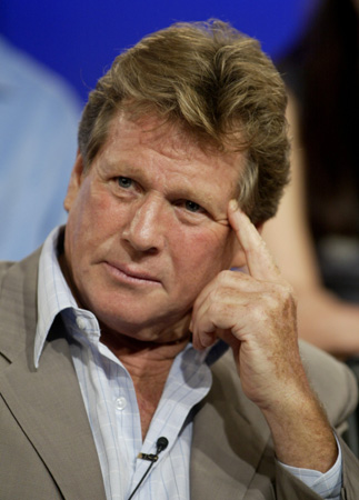 Ryan O'Neal, detenido por agredir a su hijo con un arma