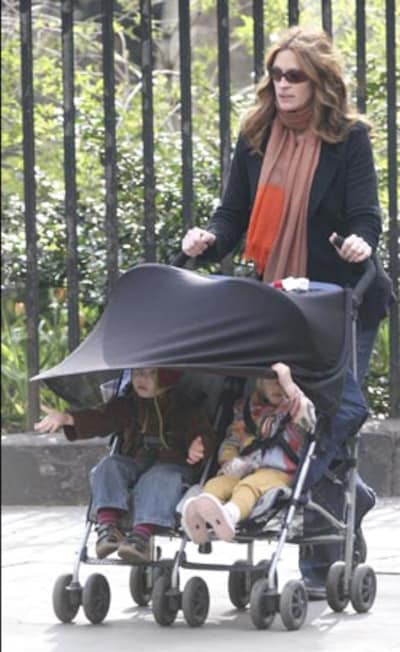Julia Roberts, espectacular con su hijo Henry quince días después de dar a luz