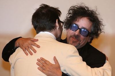 Johnny Depp asiste al gran día de Tim Burton en la Mostra