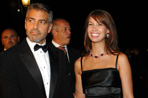 Sarah Larson, en su única entrevista concedida a ¡Hola! tras su ruptura con George Clooney
