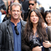 Mel Gibson y su novia Oksana Grigorieva, a punto de ser padres, de paseo por Nueva York