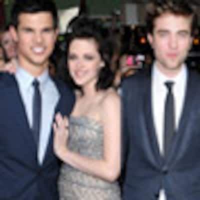 Robert Pattinson, Kristen Stewart y Taylor Lautner levantan pasiones en el preestreno de 'Luna nueva'