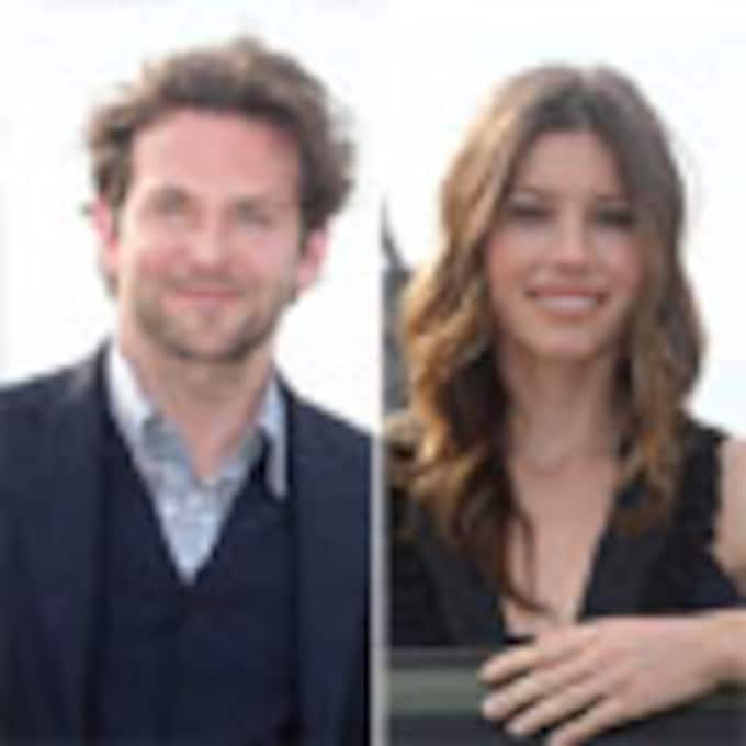 Bradley Cooper y Jessica Biel se llevan a sus respectivas parejas a París con motivo del estreno de 'El Equipo A'