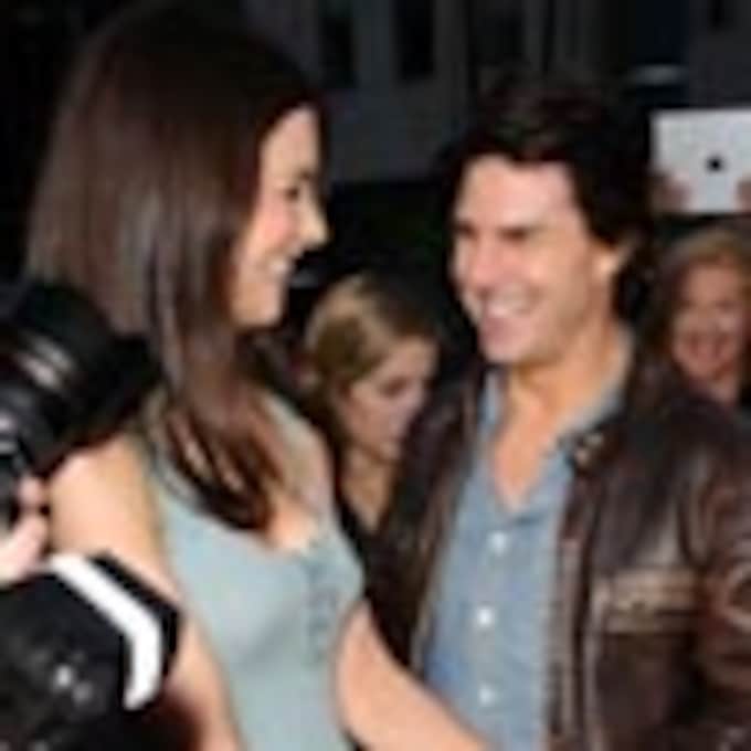 Katie Holmes y Tom Cruise, bromas y complicidad en la alfombra roja de 'Los Kennedy'