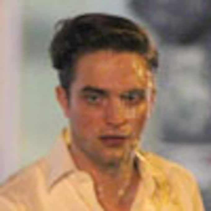 Robert Pattinson, del romanticismo en ‘Amanecer’ al ridículo en ‘Cosmopolis’