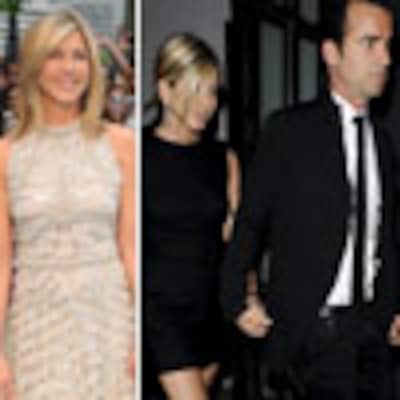 Jennifer Aniston, lentejuelas para ir de estreno y mini vestido negro para salir con su novio, Justin Theroux, en Londres