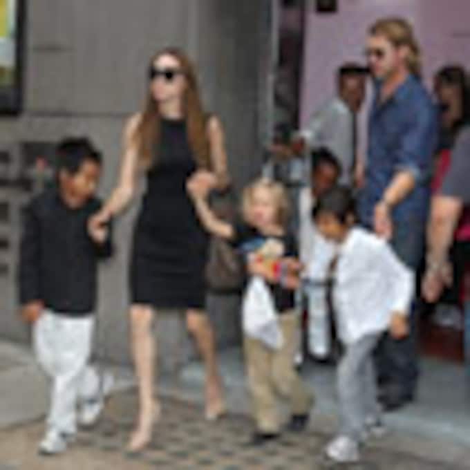 Los Jolie-Pitt celebran el 10º cumpleaños de Maddox acudiendo a ver un musical en Londres