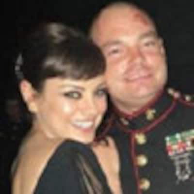 Primero fue Justin Timberlake y ahora… Mila Kunis cumple su promesa y acompaña a un soldado al baile de los Marines