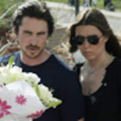 Christian Bale visita a los heridos en el tiroteo de Denver