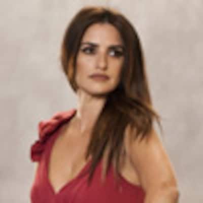 Penélope Cruz, la mujer de rojo del calendario Campari 2013